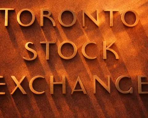 Toronto Stock Exchange (TSX) Today: S&P/TSX Composite Hits a Record High, Holiday Trading Hours, and 2026 Forecasts — Dec. 21, 2025