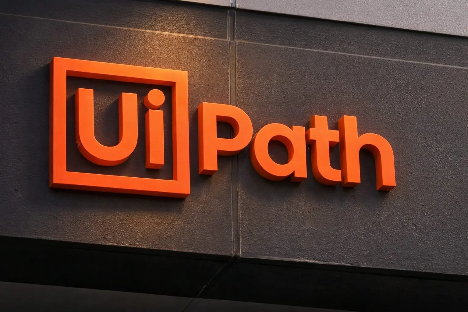 UiPath (PATH) Stock After the Bell on Dec. 24, 2025: S&P MidCap 400 Addition Fuels a Holiday Rally—What to Know Before the Next Market Open