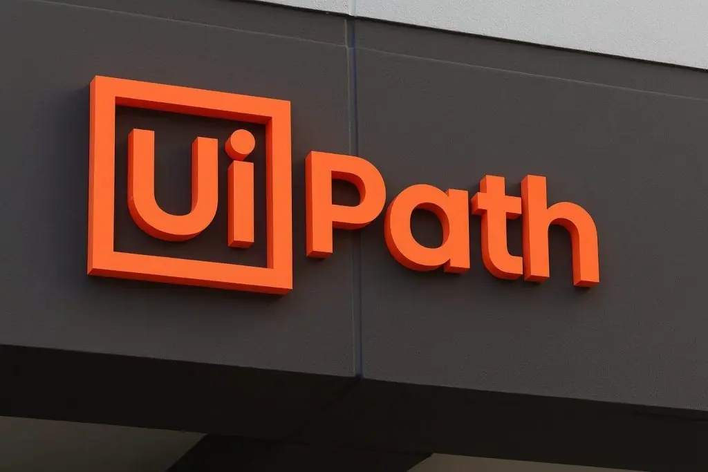 UiPath (PATH) Stock Soars After Q3 Earnings Beat – Is the New AI Rally Sustainable?