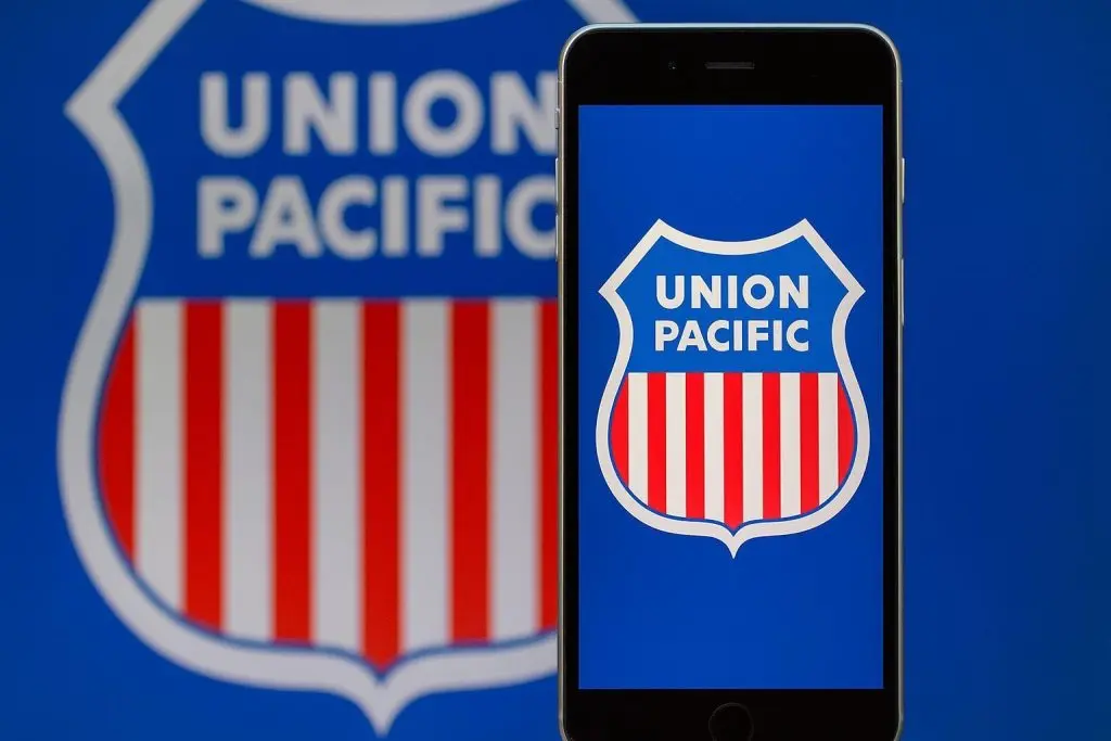 Union Pacific (UNP) Stock in 2025: Merger Bets, Earnings Strength and What Comes Next