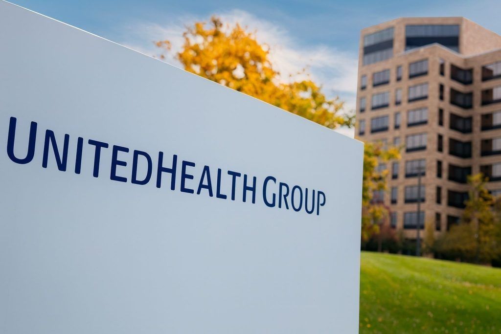 UnitedHealth stock slides after Senate Medicare report; UNH investors eye Jan. 27 outlook