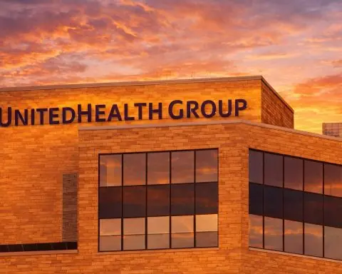 UnitedHealth (UNH) stock closes up 1.9% to start 2026 as earnings loom