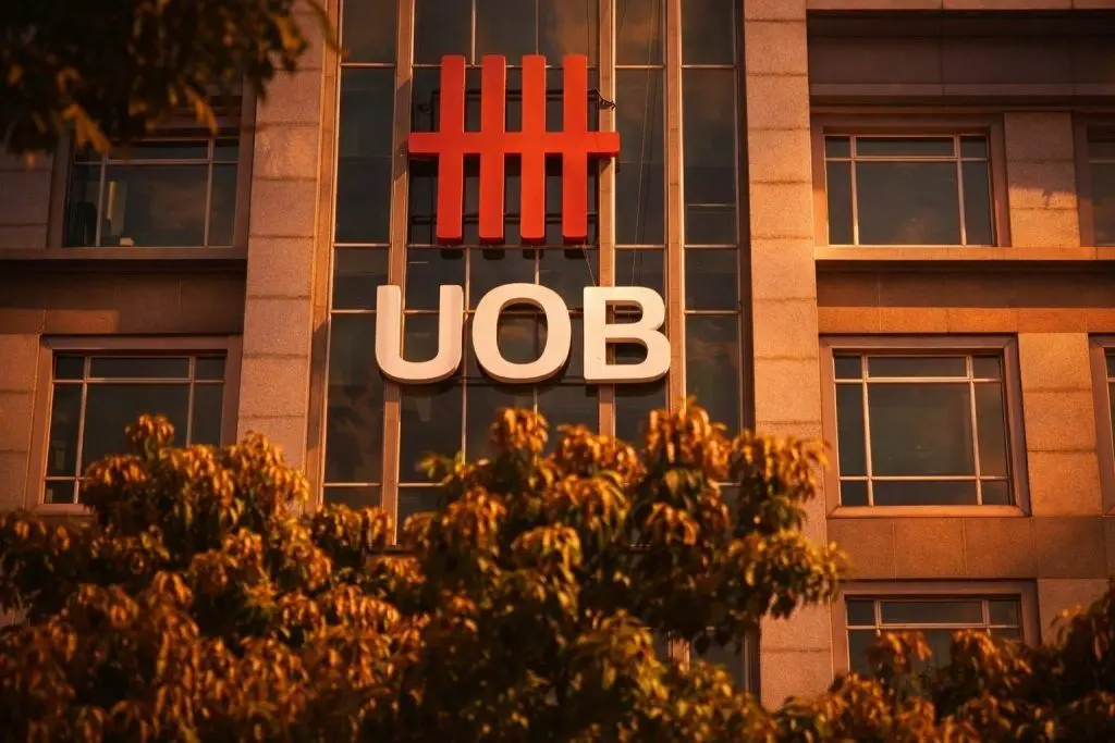 UOB’s Hong Kong and China Property Loan Exposure Faces Fresh Scrutiny as Real Estate Prices Sink and Vanke Races to Avert Default