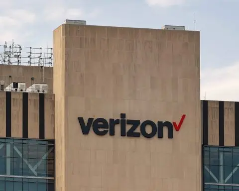 Verizon (VZ) Stock Today: High Dividend, 13,000 Layoffs and Wall Street Price Targets – December 6, 2025