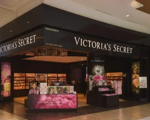 Victoria’s Secret Stock Soars on Q3 2025 Beat and Raised Guidance: Is VSCO’s Turnaround Real?