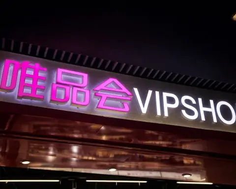 Vipshop stock slides about 5% today as Jefferies flags softer December trends ahead of Fed minutes