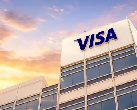 Visa Stock (NYSE: V) Holds Near $355 With Markets Closed: Key Headlines, Analyst Targets, and What to Watch Before Monday’s Open