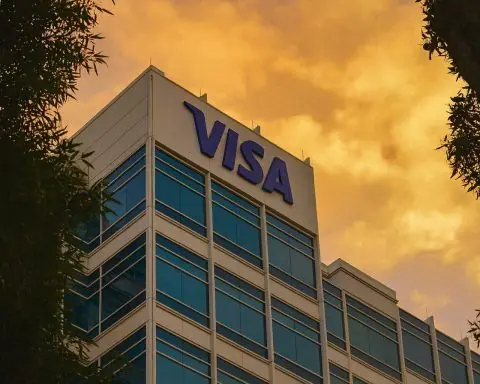 Visa Stock Outlook December 2025: Dividend Hike, Stablecoin Push and 2026–2030 Forecasts for NYSE: V