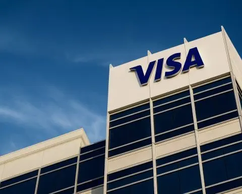 Visa Stock (V) Before the Open on December 8, 2025: Price, Fresh News and 2026 Forecasts