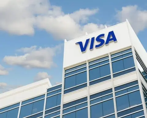 Visa Stock (V) in December 2025: Earnings Strength, AI Bets and 2026 Price Targets