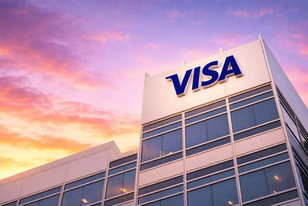 Visa (V) Stock After Hours on Dec. 16, 2025: USDC Stablecoin Settlement Headlines, Legal Fee Pressure, and What to Watch Before Wednesday’s Open