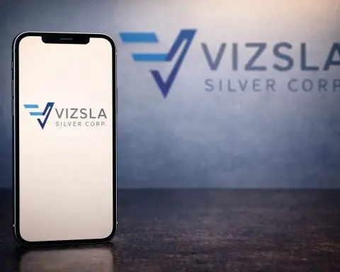 Vizsla Silver Corp (VZLA) Stock Weekend Update: Silver’s Record Run, Fresh Analyst Targets, and What Investors Should Watch Before Monday’s Open