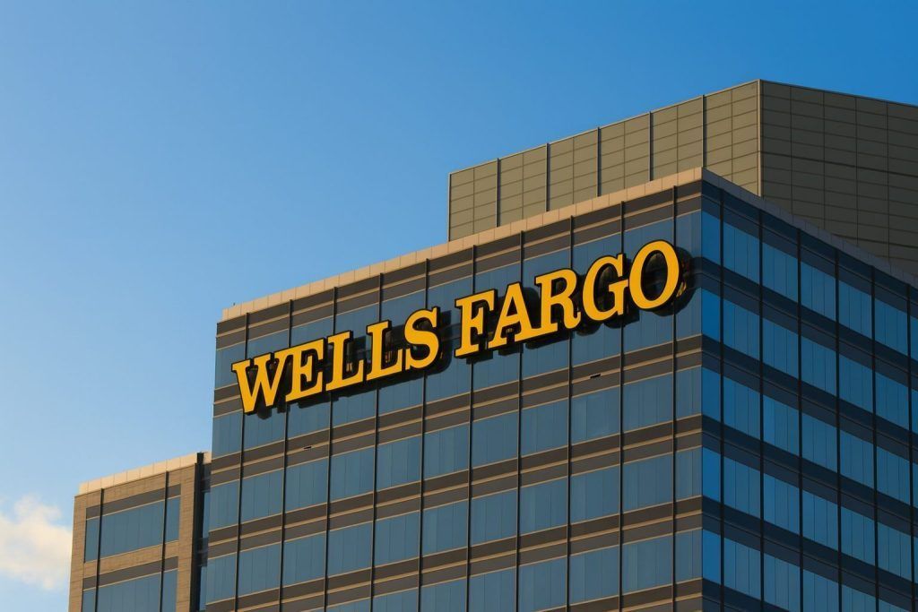 Wells Fargo Stock (WFC): What to Know Before the US Market Opens on Dec. 15, 2025