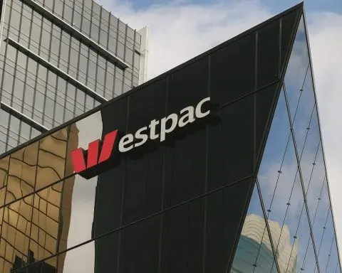 Westpac (ASX: WBC) Share Price Today: Rate Outlook Shock, NZ Capital Rule Shift, and What Analysts Forecast on 17 December 2025