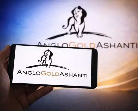 Why AngloGold Ashanti stock is rising today: gold rebounds as Fed minutes loom