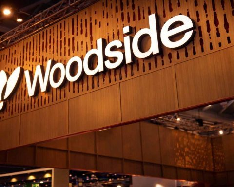 Woodside Energy share price: what to watch after WDS slips on oil swings