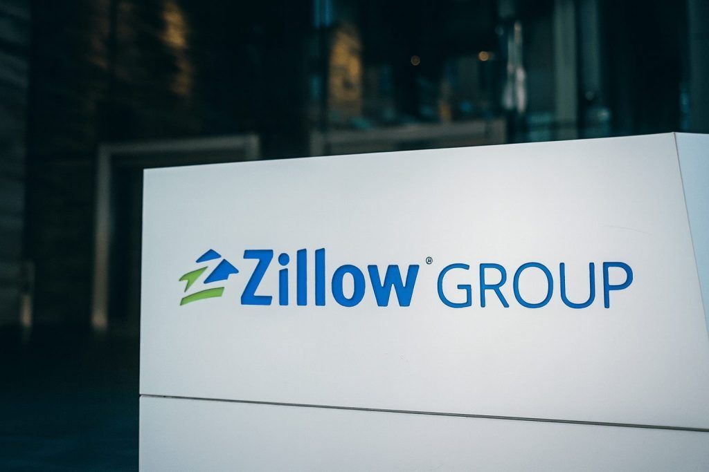 Zillow (Z) Stock Slides on Dec. 15, 2025 as Google Tests Real Estate Listings: Analyst Forecasts, Risks, and What Comes Next