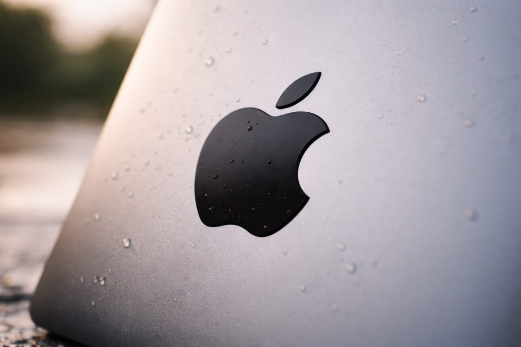 AAPL stock jumps nearly 3% as Morgan Stanley flags iPhone 17 strength ahead of Apple earnings