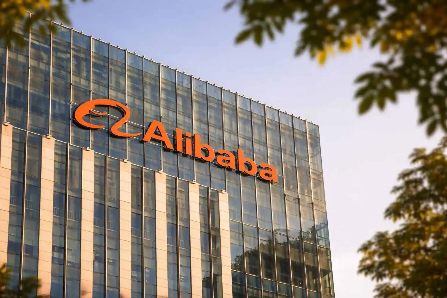 AI stocks climb: Alibaba jumps on chip-IPO report, Arm rallies as Intel earnings loom