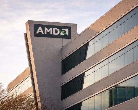 AMD stock sinks 6% after-hours on MI450 delay chatter as earnings loom
