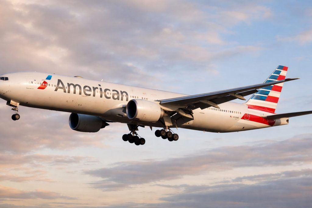 American Airlines stock holds near $16 as Trump credit-card cap plan jolts airline loyalty trade