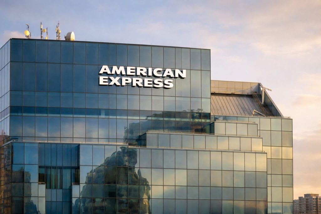 American Express stock in focus: MLK Day shut, Trump’s 10% rate-cap clock and earnings ahead