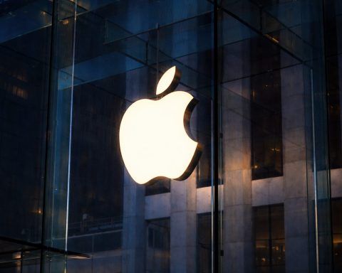 Apple stock today slips to start 2026 as Raymond James flags valuation; what investors watch next