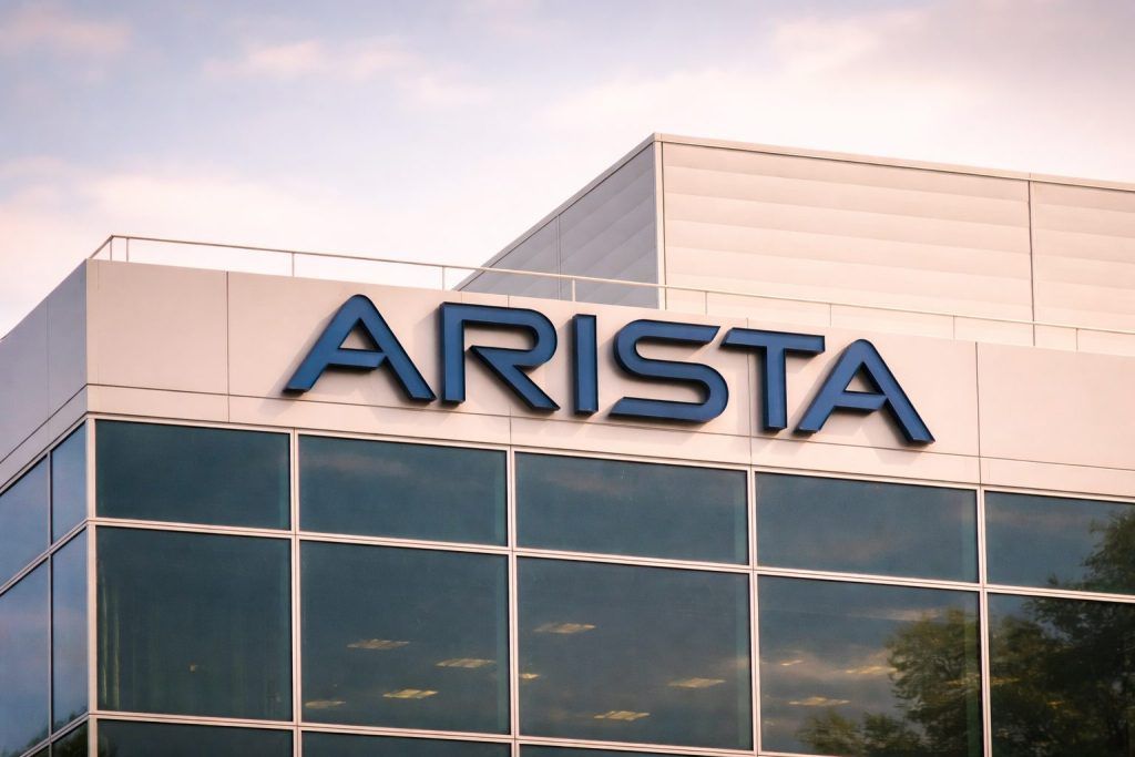 Arista Networks stock jumps 5% as AI-switch demand stays front and center