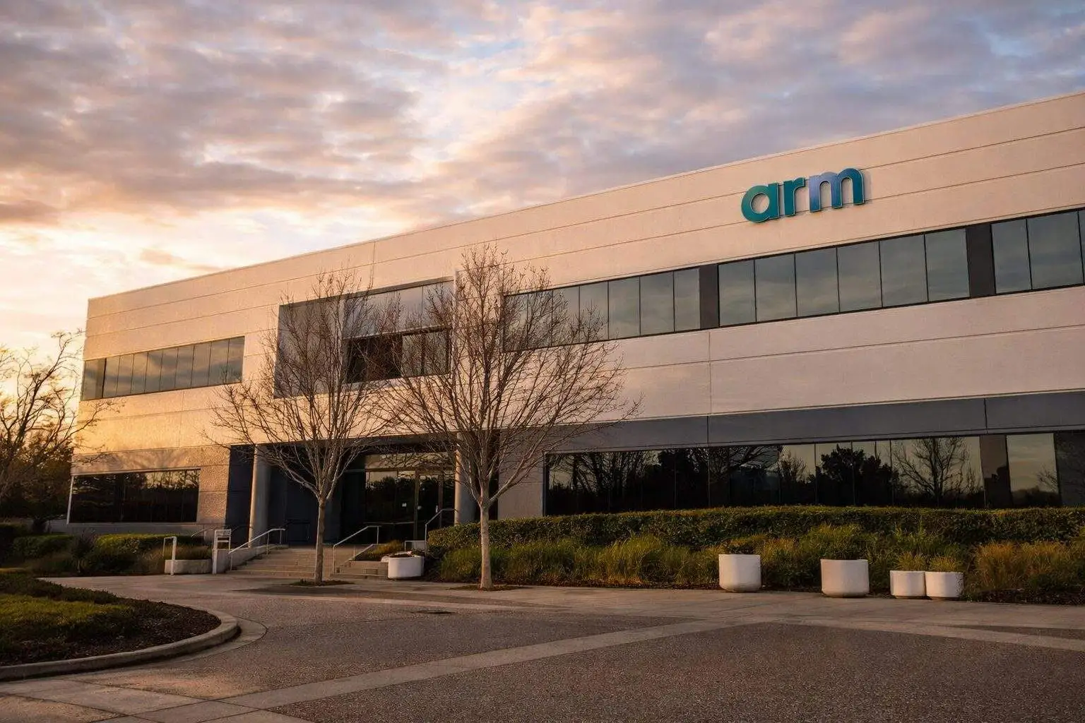 ARM stock price: Arm Holdings ends higher ahead of long weekend, eyes on chip rally and Feb. 4 earnings