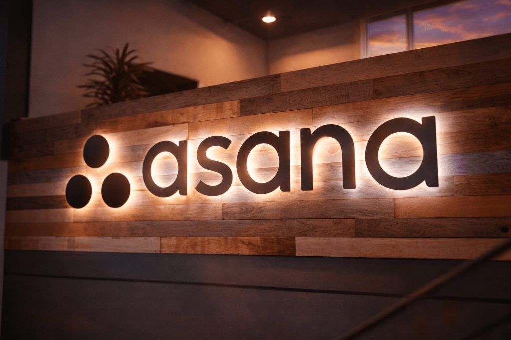 Asana stock slides 5% to start 2026 — downgrade and key dates that could move ASAN next