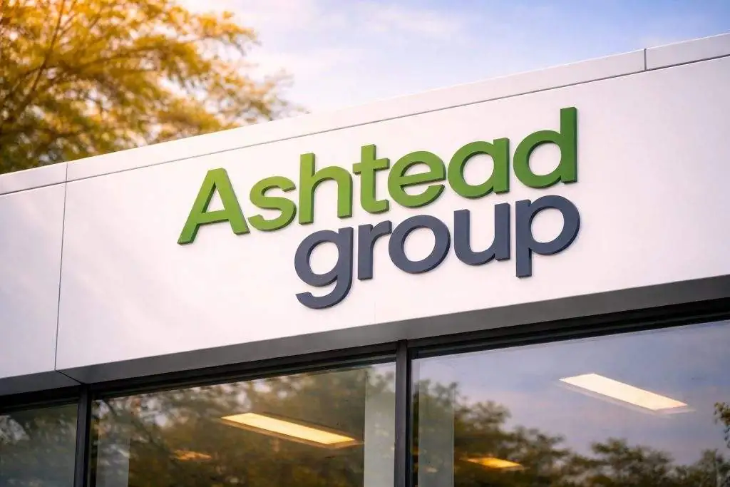 Ashtead shares ease after buyback update — what to watch before London reopens