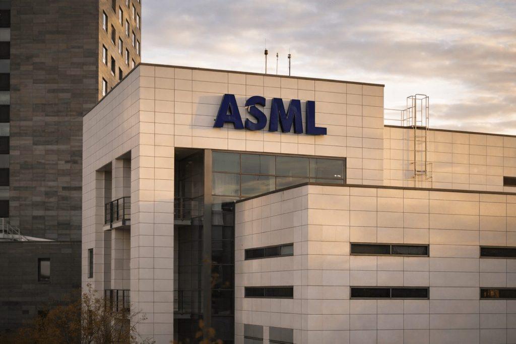 ASML stock closes higher after TSMC capex jolt — now the Jan. 28 earnings test