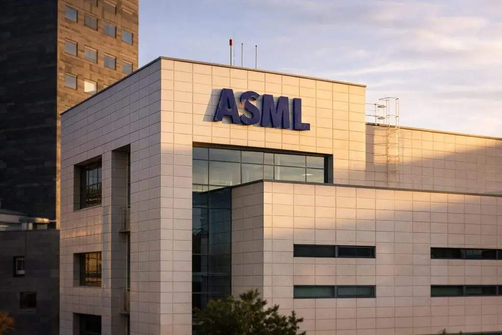 ASML stock price: What to watch before Jan. 28 earnings after Intel jolts chip mood