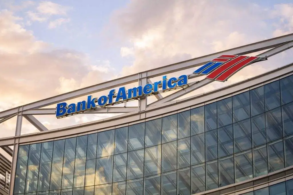 Bank of America stock price: BAC heads into Jan. 20 credit-card cap test after holiday break