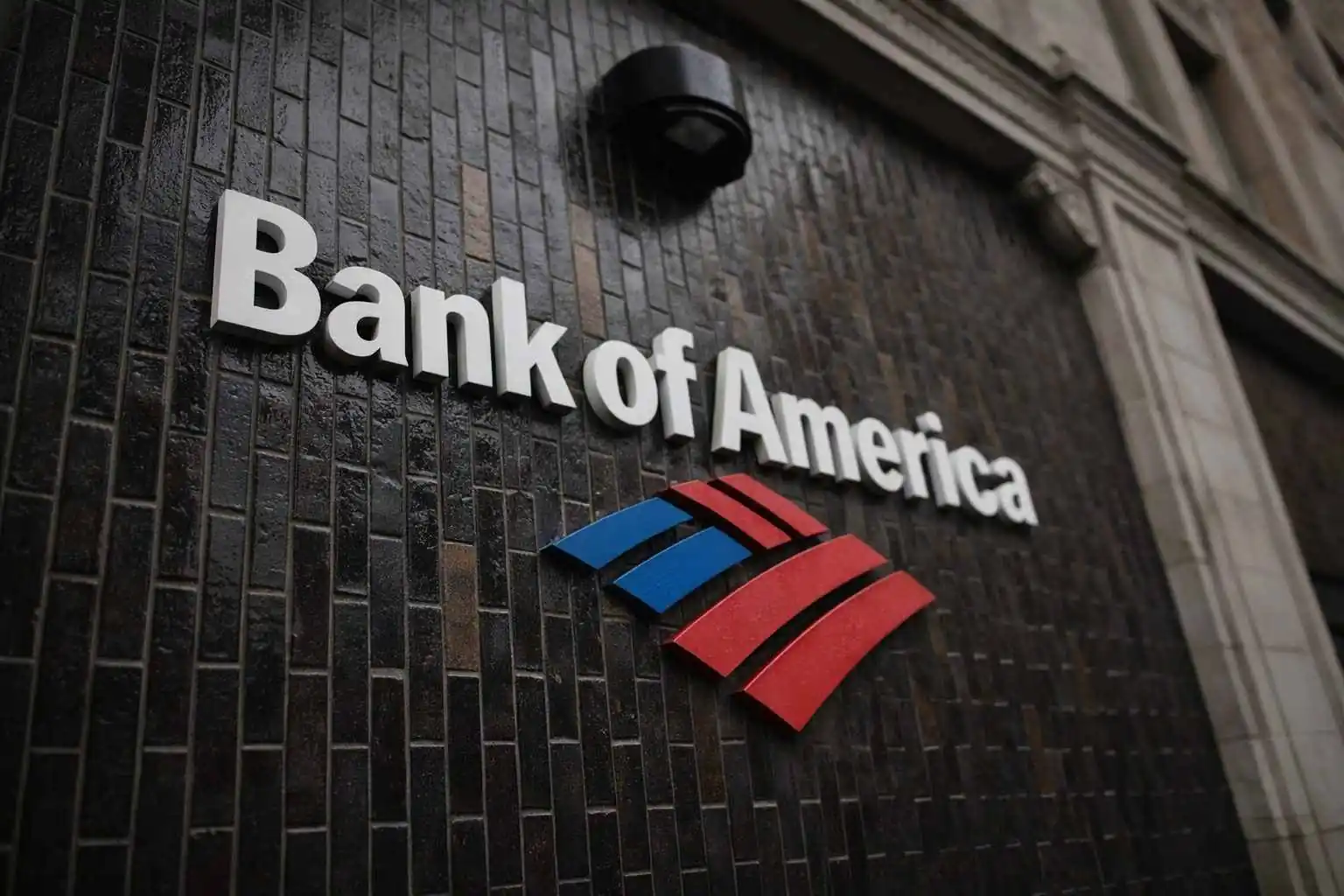Bank of America stock price slides into the weekend as bank shares sink; Fed decision and 10% card-rate cap watched