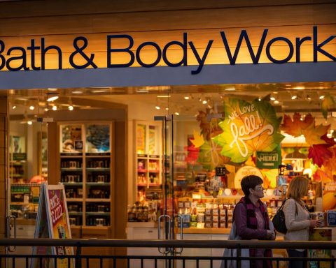 BBWI stock: Bath & Body Works nudges “rose reset” as investors size up the next catalyst