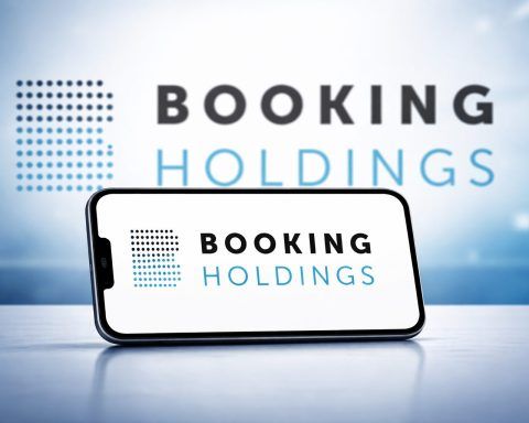 Booking (BKNG) stock ends 2025 lower as travel shares slip — what investors watch next