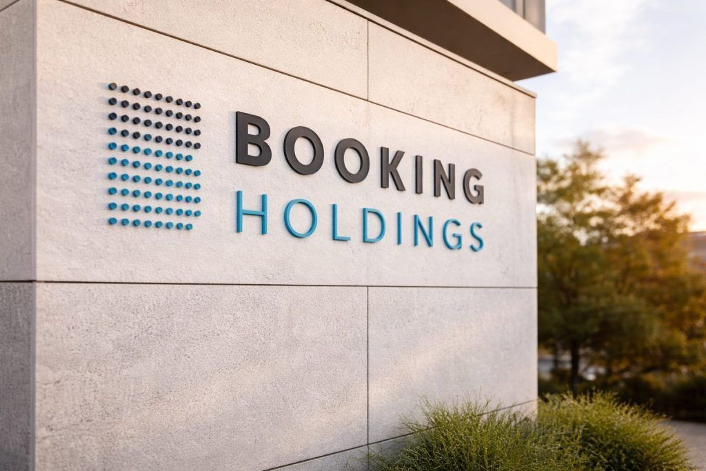 Booking Holdings stock steadies as U.S. visa move keeps travel names on edge (BKNG)