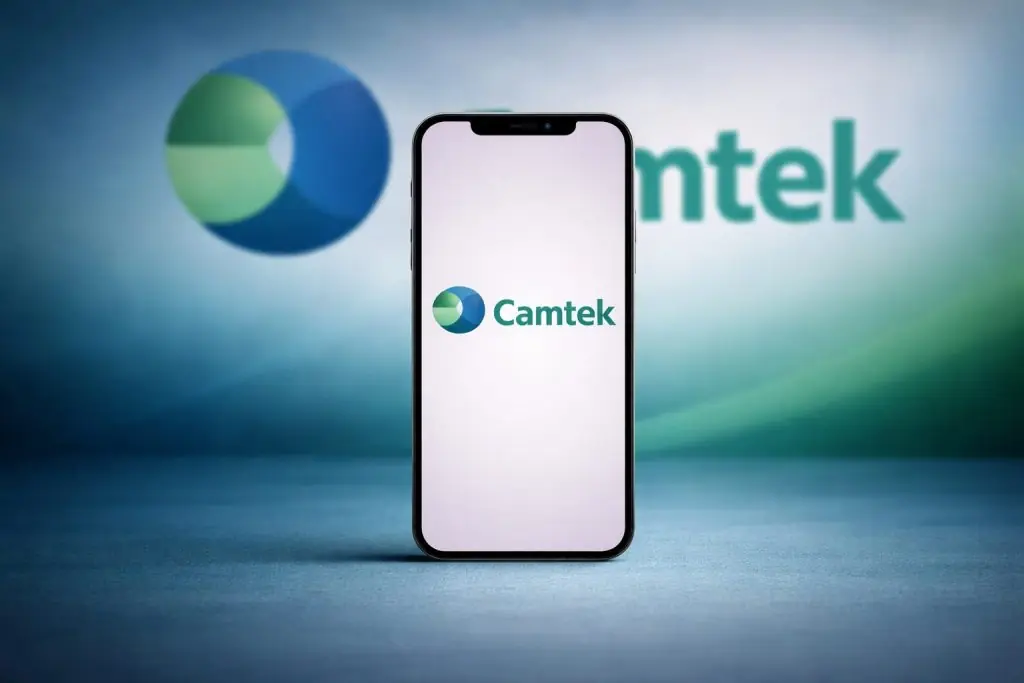 Camtek stock jumps 8% today as chip-equipment rally lifts CAMT; traders eye Fed, jobs data
