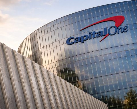 Capital One stock slides nearly 4% as credit-card rate cap deadline weighs on lenders