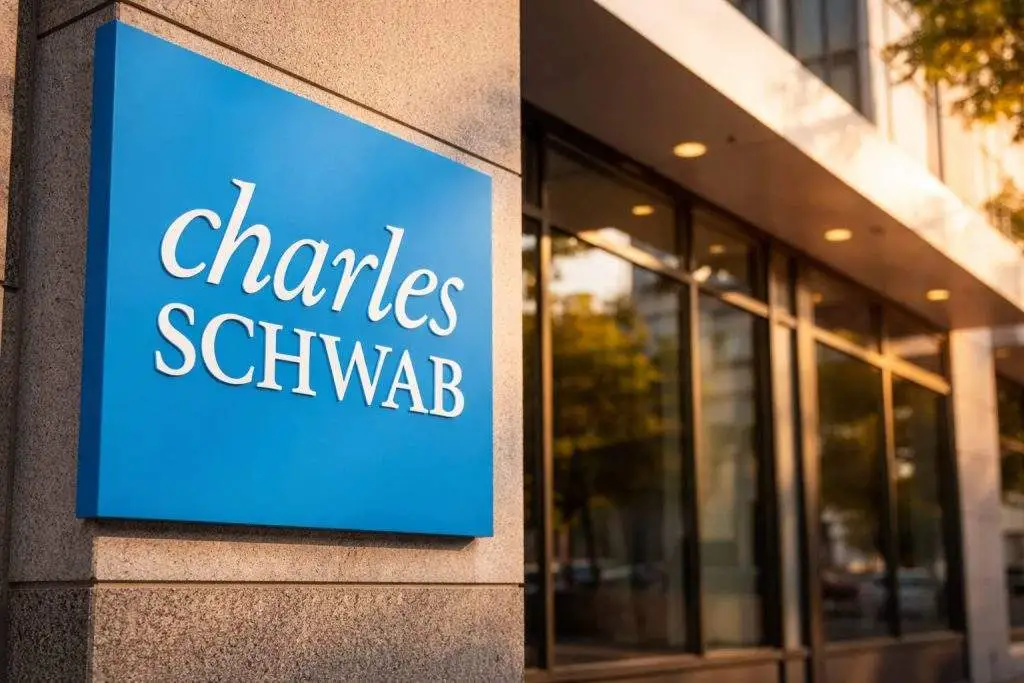 Charles Schwab (SCHW) stock price slips before Fed week as insider filings hit tape