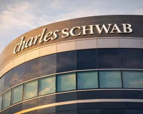 Charles Schwab stock climbs after earnings as Forge vote clears a hurdle and Fed week nears