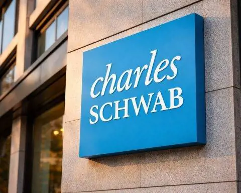 Charles Schwab stock price: dividend hike and bank CEO shift set the tone for SCHW into Monday
