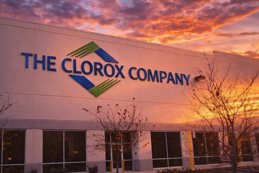 Clorox stock (CLX) ends week higher: what to watch on dividend, Glad shift, ERP fallout