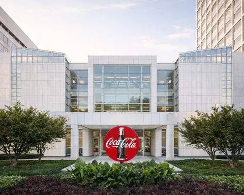 Coca-Cola stock hits a fresh 52-week high as KO heads into key February catalysts