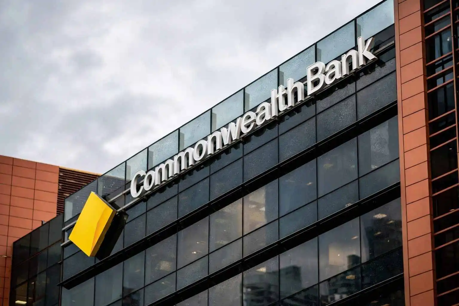Commonwealth Bank share price slides again as banks drag ASX; the next big dates for CBA stock
