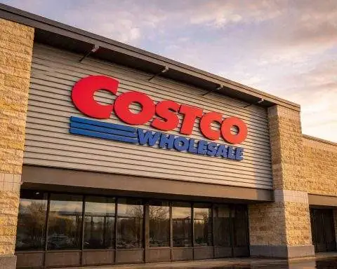 Costco (COST) stock rises as filing confirms $1.30 dividend and defeats “greenwashing” audit vote