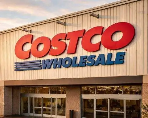 Costco stock closes near $1,000 after insider sale filing; what investors watch next week
