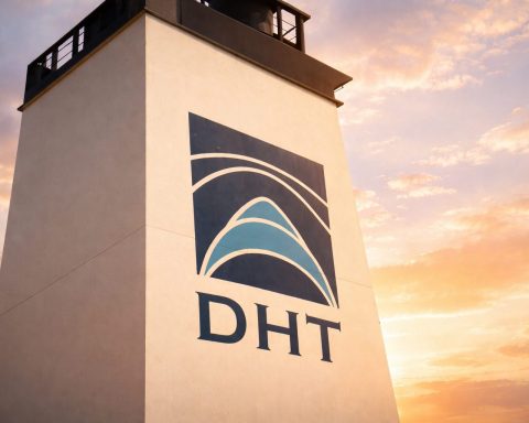 DHT Holdings stock faces Monday test as oil rally and VLCC rates collide