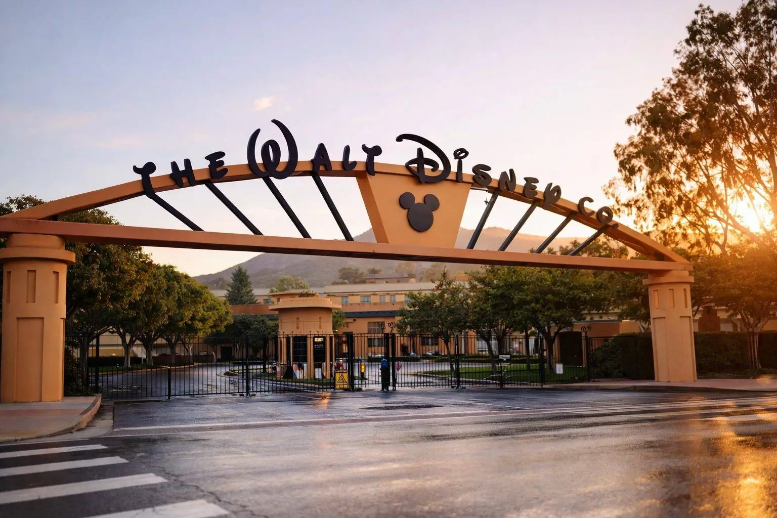 Disney stock heads into new week with Iger succession report hanging over DIS shares